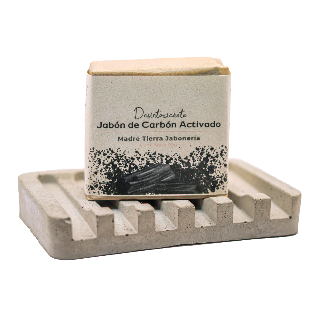Jabón natural artesanal de carbón activado 90gr con jabonera de concreto.