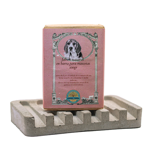Jabón natural para mascotas 100gr con jabonera de concreto.