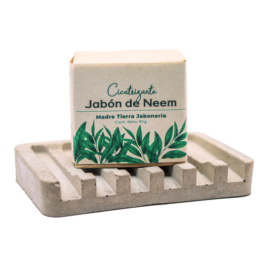 Jabón natural artesanal de neem 90gr con jabonera de concreto.